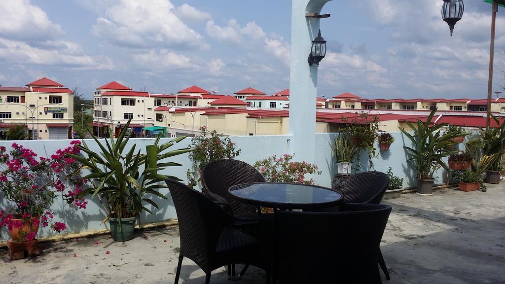 Blueberry Inn Miri Exterior foto
