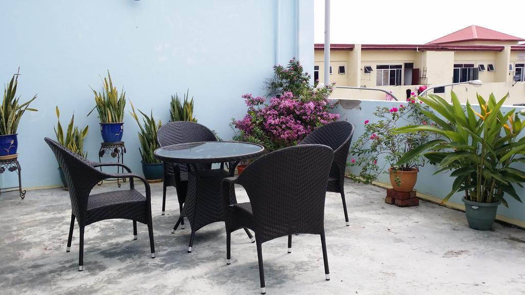 Blueberry Inn Miri Exterior foto